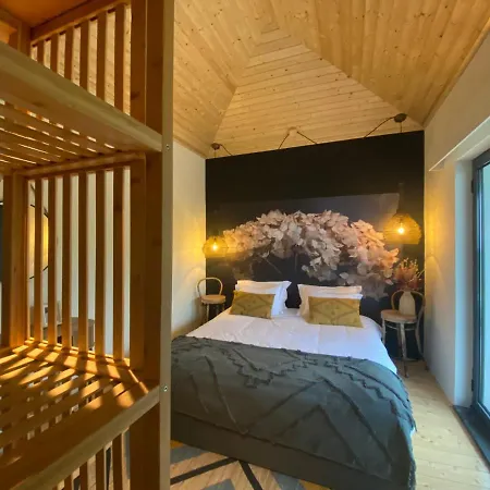 Luzz Me - Casa Doze Ribeiras