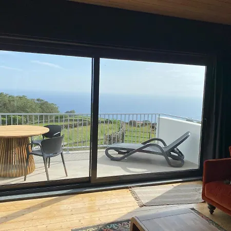 Luzz Me - Casa * Doze Ribeiras