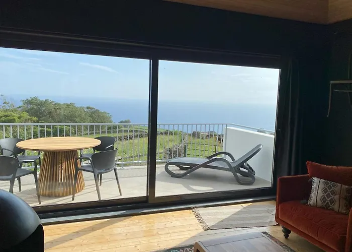 Luzz Me - Casa * Doze Ribeiras